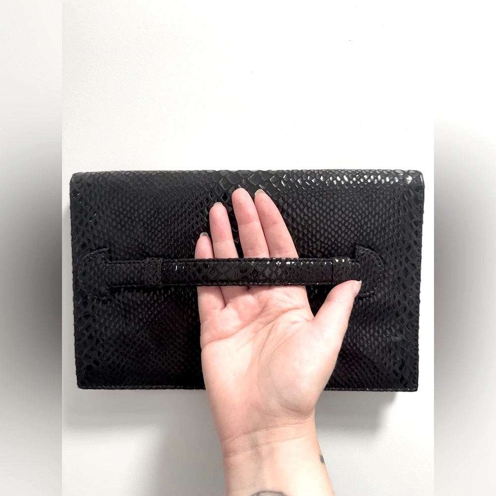 Black Snakeskin Print Clutch - Picture 3 of 4